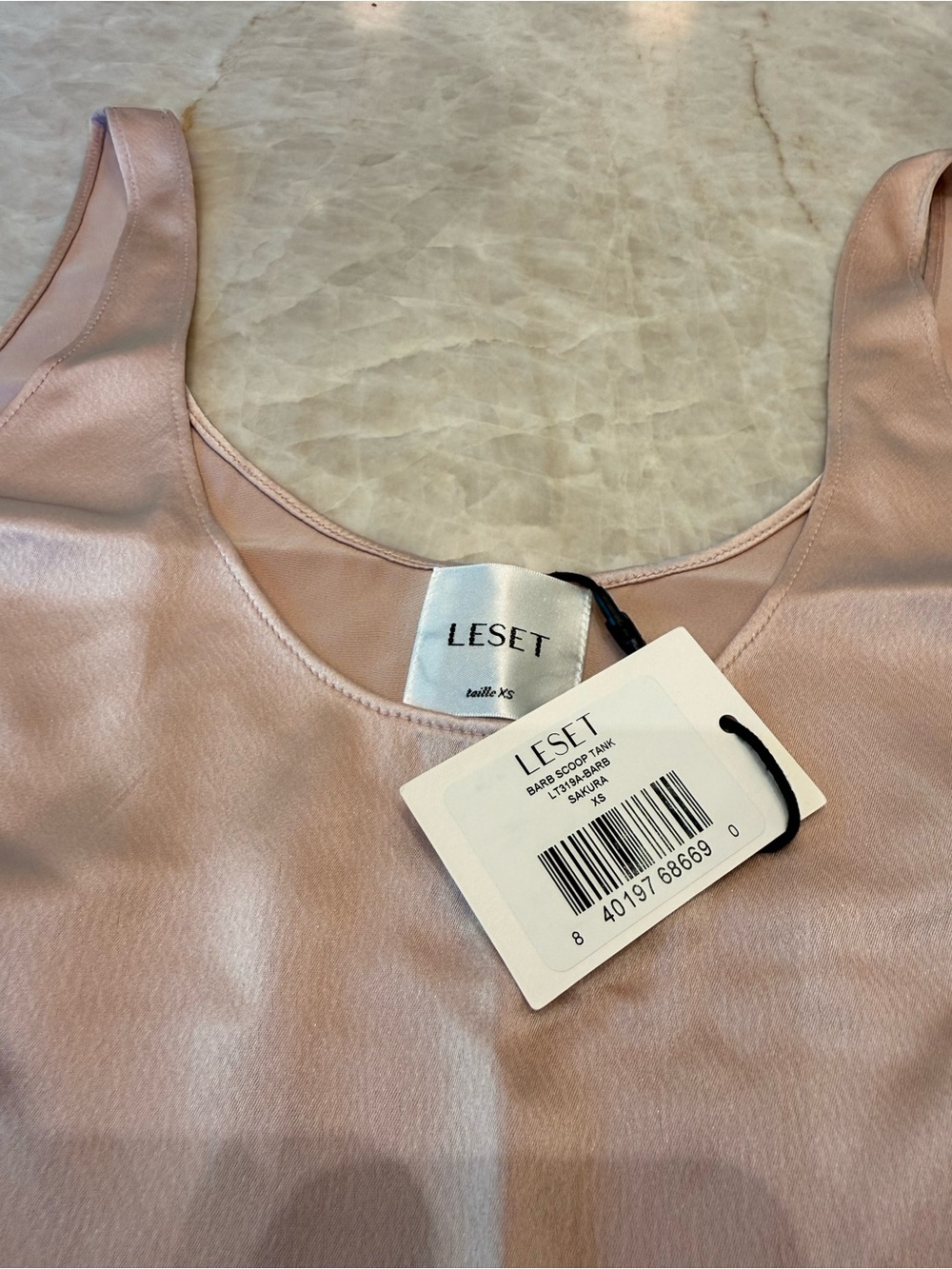 NWT Leset Barb Satin Scoop Neck Tank - Blush - XS - Picture 3 of 6